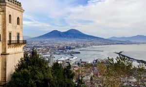 La top 10 delle cose da fare a Napoli per la tua prima visita in treno